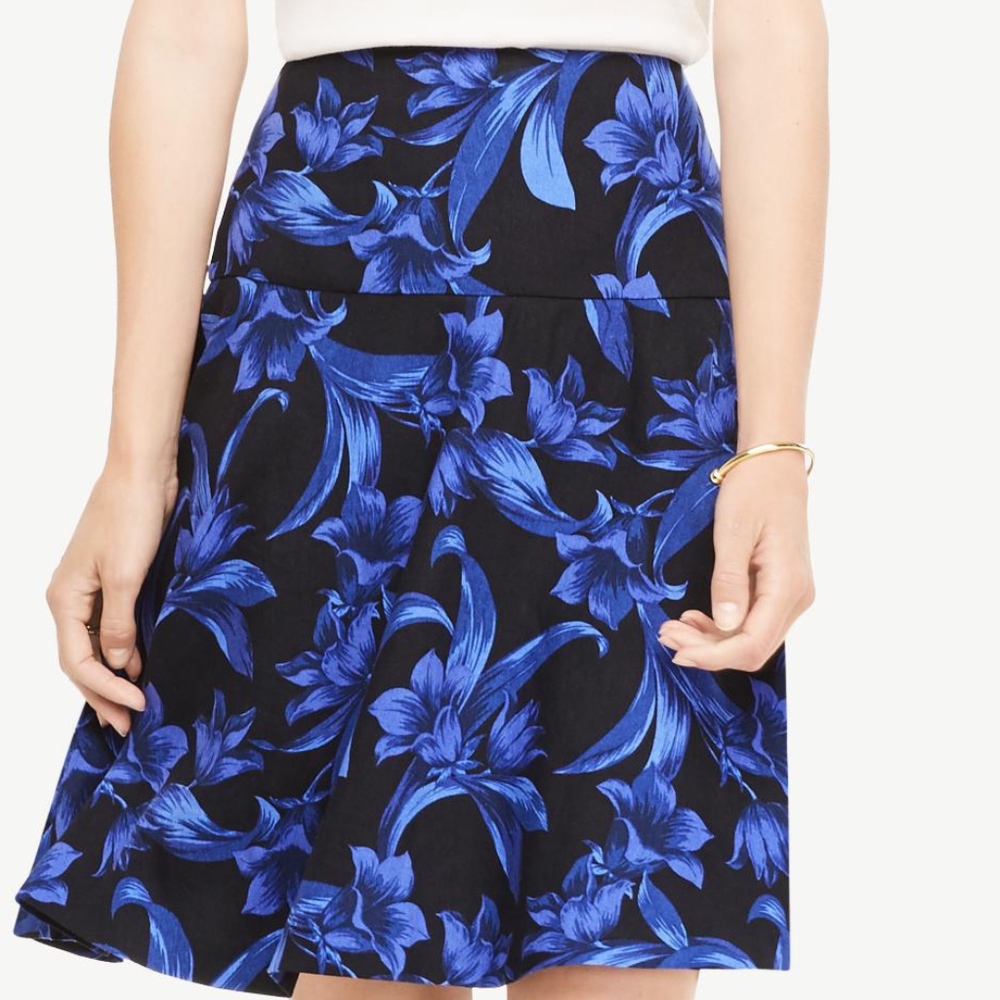 Ann Taylor NWT Tropical Garden Flounce Skirt - 00P